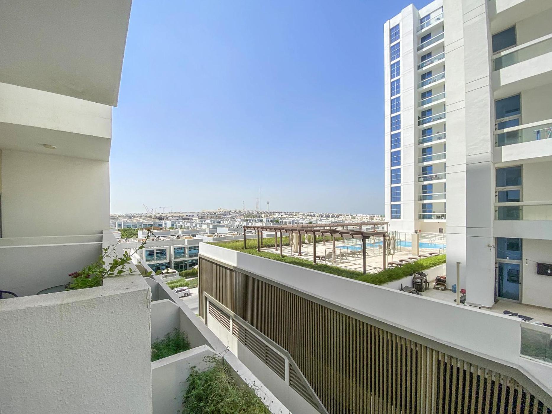 Apartment Cozy In Al Furjan *