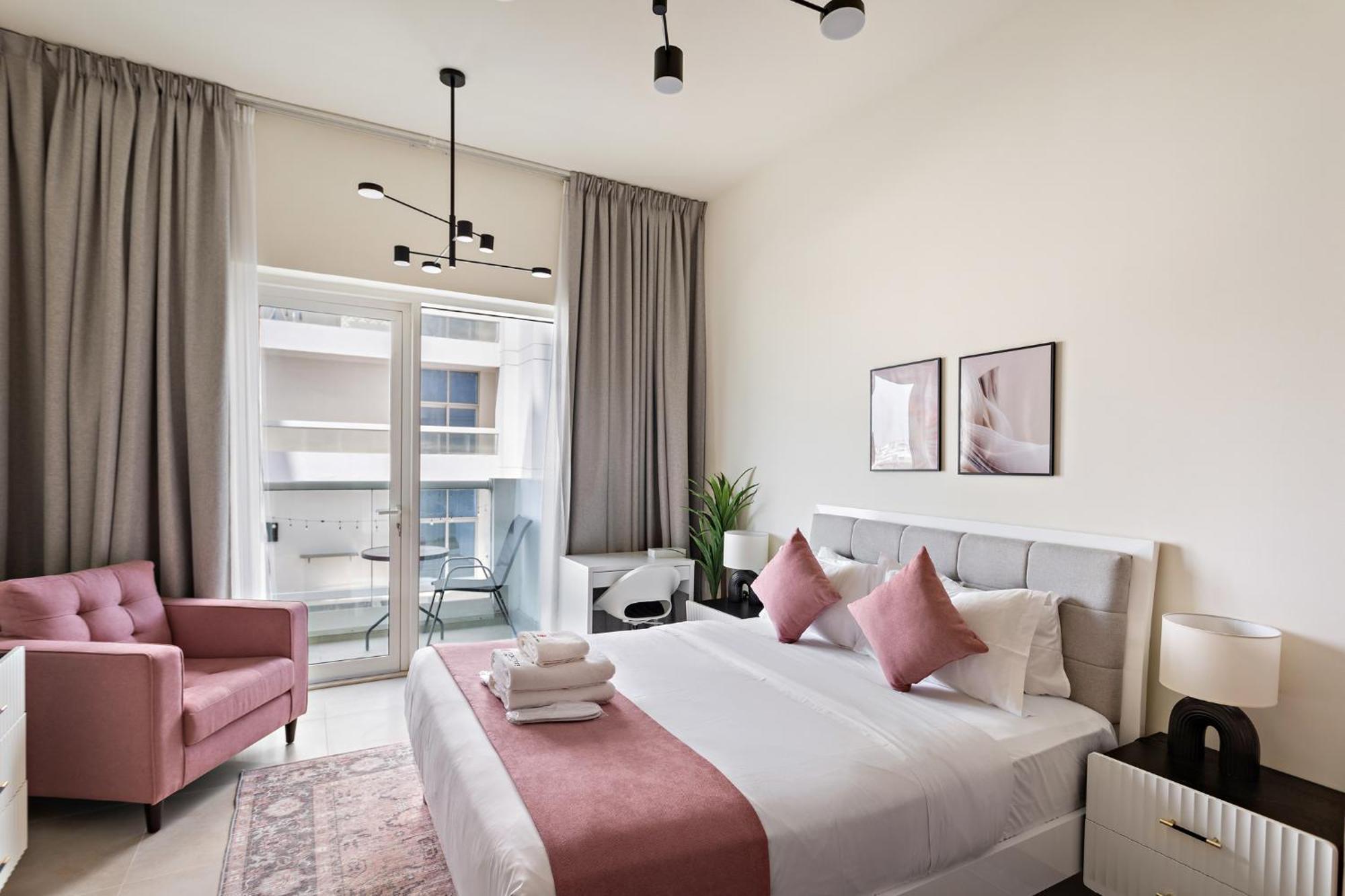 Cozy In Al Furjan Apartment Dubai